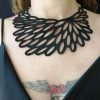 Platinum & black reversible necklace with nature-inspired design - Image 6