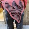 Red and black shoulder bag with organic texture flap - Image 4