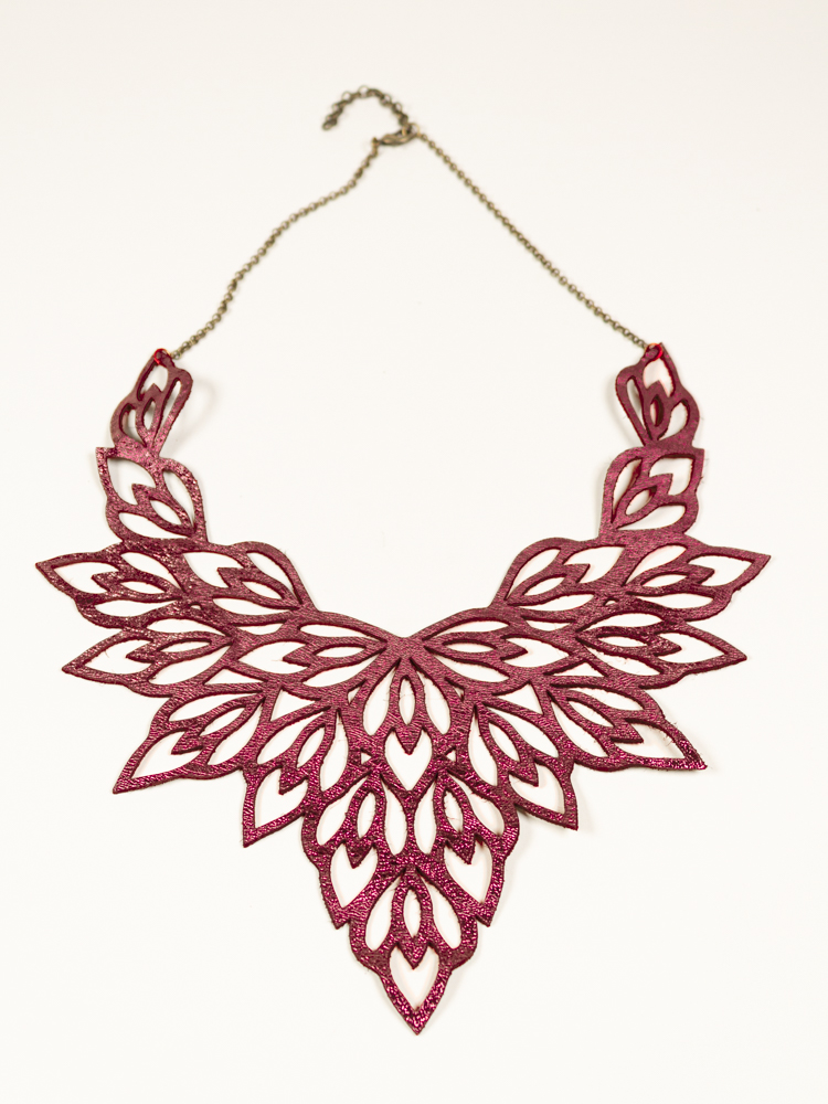 Leather bib necklace V 7 Leather bib necklace V - Image 6