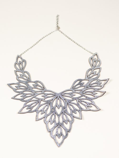 Bib V necklace - Teo Geo